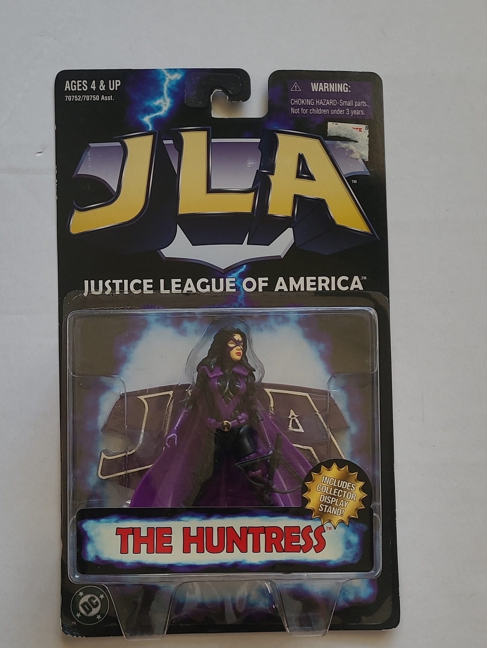 NEW 1998 KENNER DC COMICS HUNTRESS JUSTICE LEAGUE OF AMERICA FIGURE